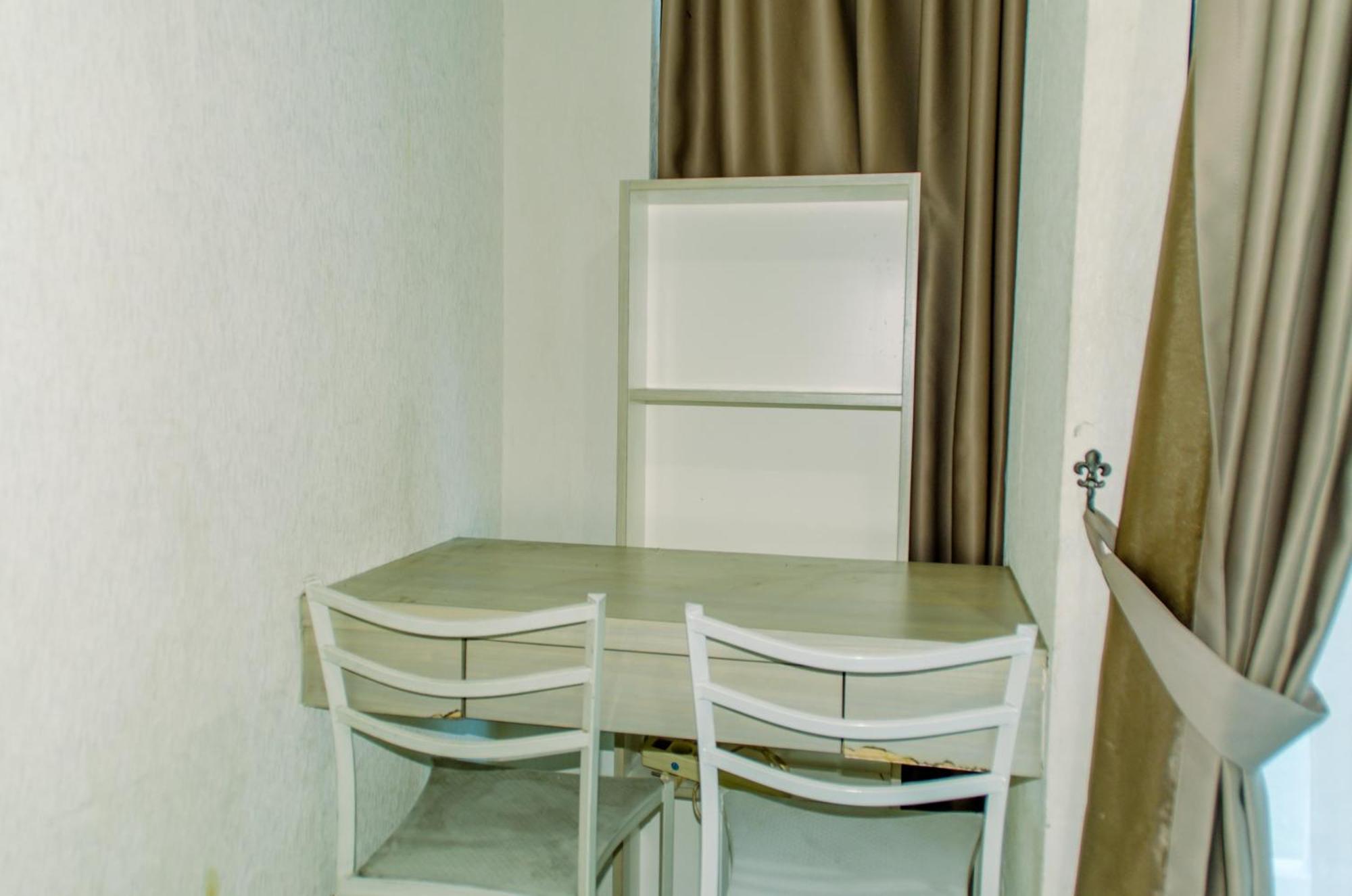 Homey And Warm At Tifolia By Travelio Jakarta